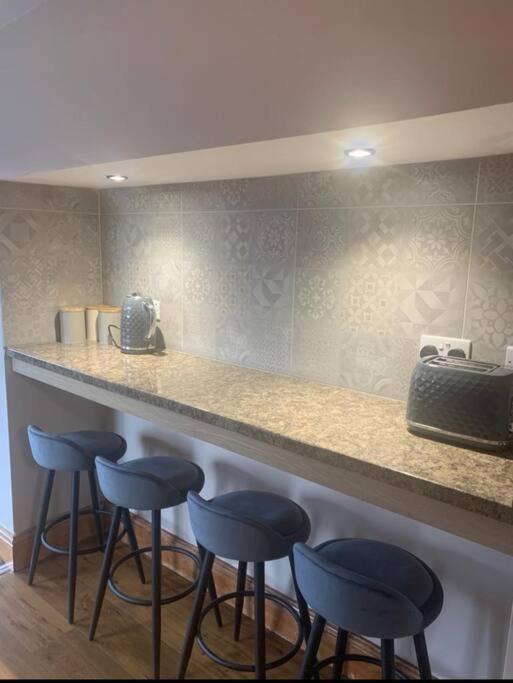 Netherton Studio Apartment 2 Рос-он-Си Экстерьер фото
